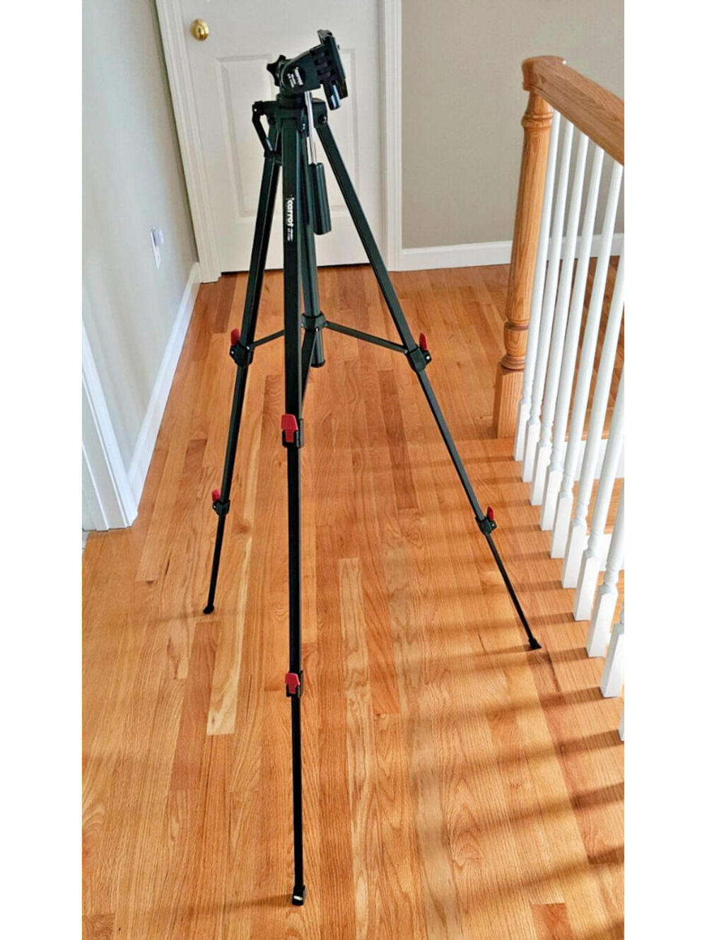Carrot CT-1130 lightweight telescoping  Photographic camera Black  Tripod